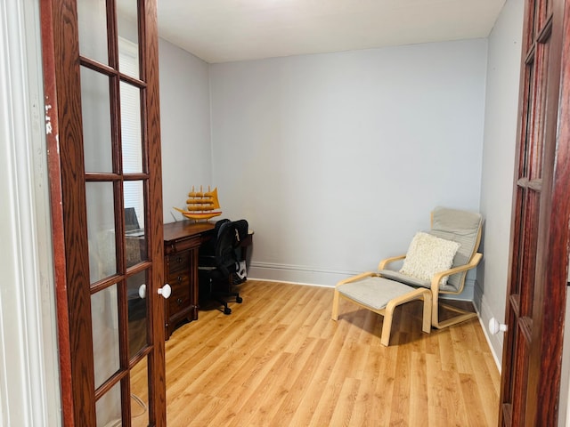 371 Sherburne Ave, Saint Paul, MN 55103 - office space with wood finished floors and baseboards