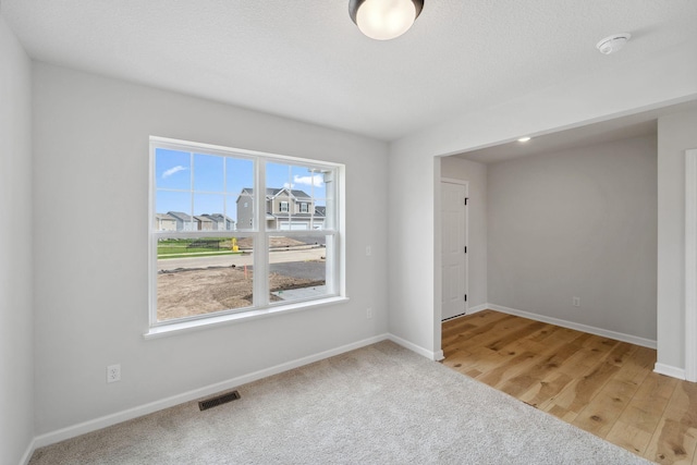 19346 Clearwater Ct, Farmington, MN 55024 - photo 6