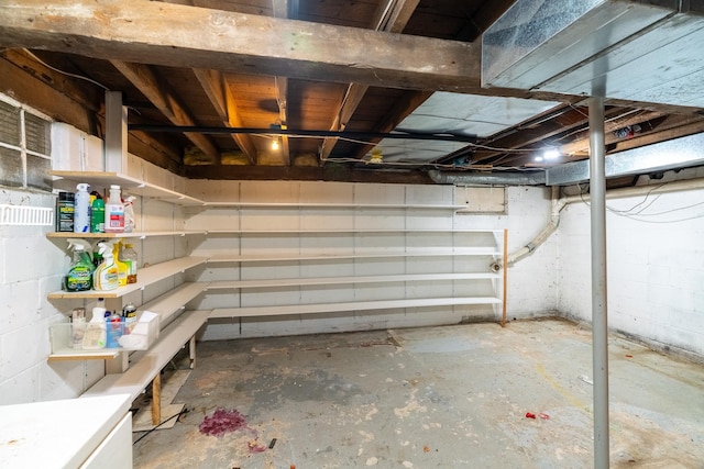 208 Lincoln St SW, Mapleton, MN 56065 - view of unfinished below grade area
