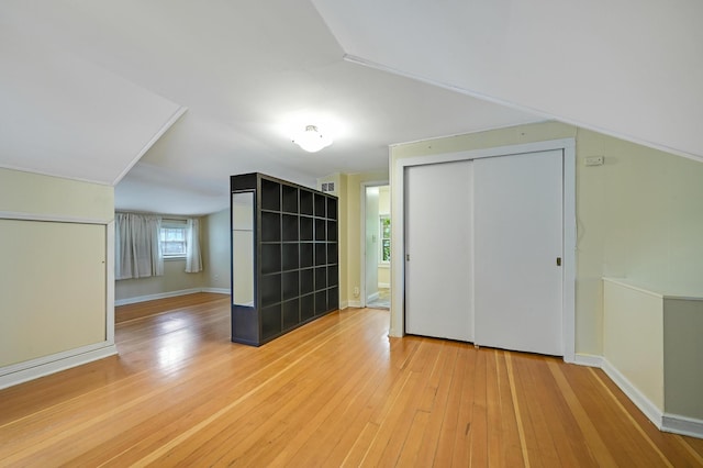 4623 Blaisdell Ave S, Minneapolis, MN 55419 - bonus room featuring light wood-style floors