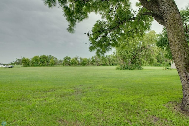 604 2nd Ave S, Kindred, ND 58052 - view of green lawn