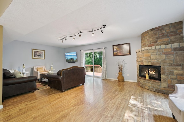 712 Country Pl, Burnsville, MN 55337 - photo 2