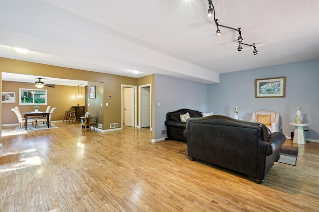 712 Country Pl, Burnsville, MN 55337 - photo 3