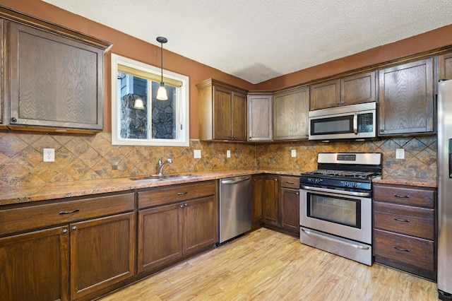 712 Country Pl, Burnsville, MN 55337 - photo 5