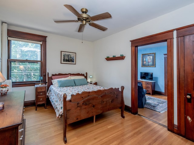63 Avon St S Unit 36, Saint Paul, MN 55105 - bedroom featuring light wood-style floors and ceiling fan