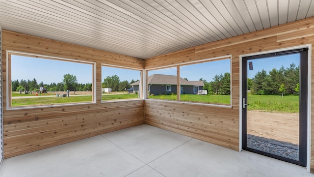 322 Old Glory Dr NE, Alexandria, MN 56308 - view of unfurnished sunroom