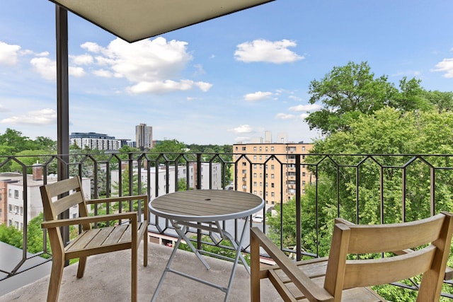3131 Excelsior Blvd Unit 508, Minneapolis, MN 55416 - balcony with a view of city