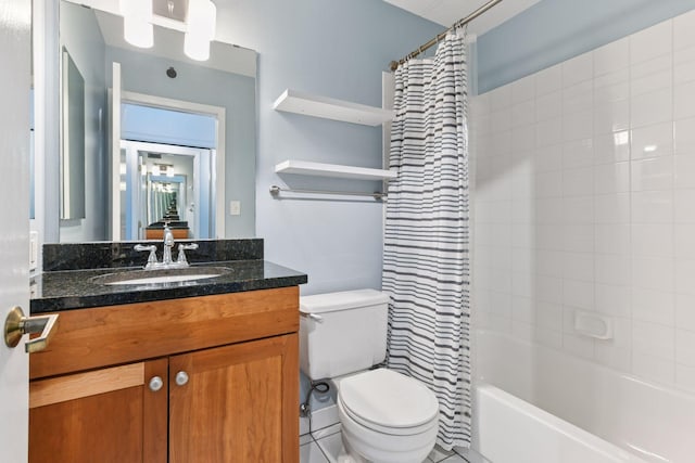 3131 Excelsior Blvd Unit 508, Minneapolis, MN 55416 - full bath with vanity and shower / bath combo with shower curtain