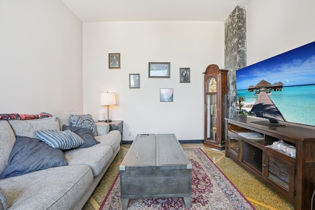 350 Saint Peter St Unit 1110, Saint Paul, MN 55102 - view of living room