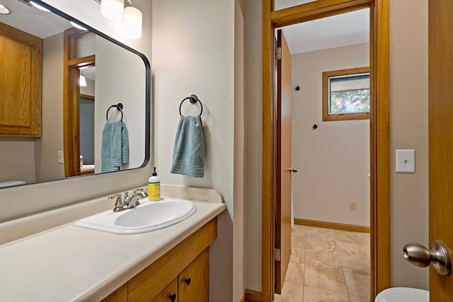 941 Cannon Ave, Shoreview, MN 55126 - bathroom with vanity and toilet