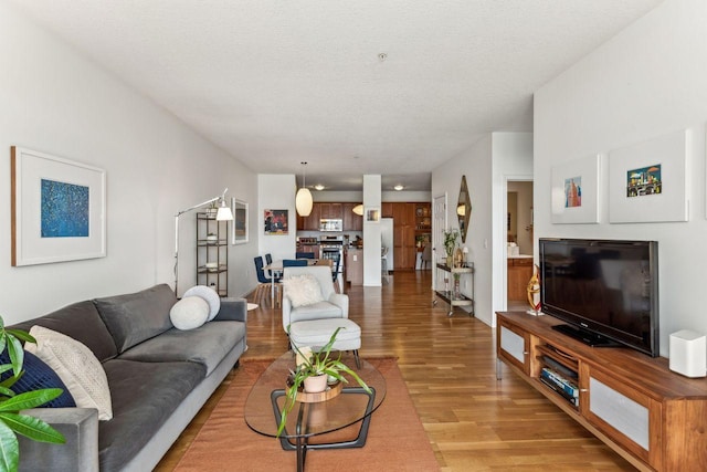 301 Oak Grove St Unit 305, Minneapolis, MN 55403 - photo 8