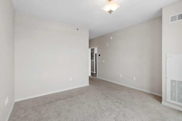 929 Portland Ave Unit 2106, Minneapolis, MN 55404 - carpeted spare room featuring baseboards