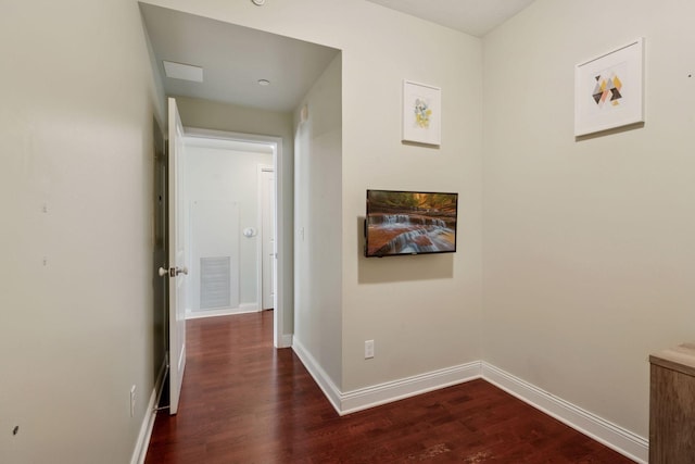 100 3rd Ave S Unit 706, Minneapolis, MN 55401 - hallway featuring dark wood-type flooring
