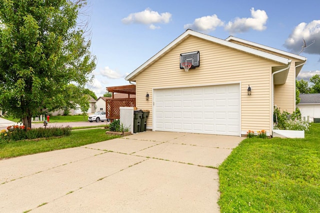 2115 Turpin St, Saint Peter, MN 56082 - view of front of home with a garage and a front yard