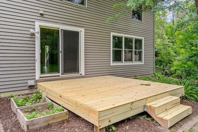 5245 Dufferin Dr, Savage, MN 55378 - wooden deck with a garden