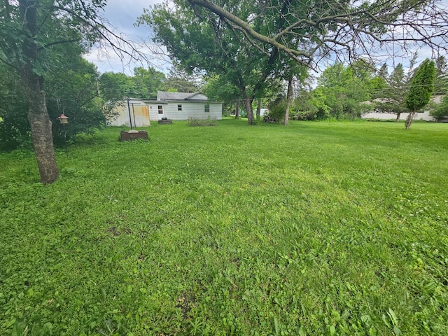 1624 24th Ave SE, Rochester, MN 55904 - view of grassy yard