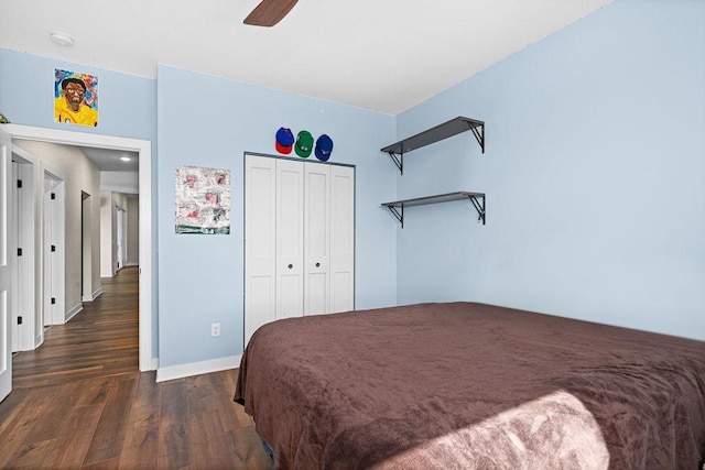 4335 Spring View Dr, Moose Lake, MN 55767 - bedroom featuring wood finished floors, a closet, and a ceiling fan