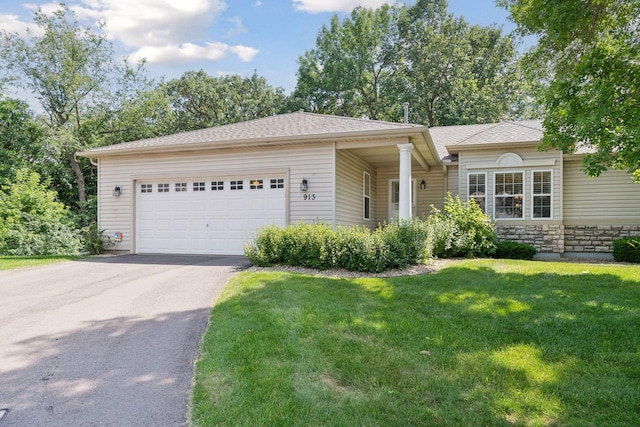 913 Carriage Ln, Chaska, MN 55318 - ranch-style home with driveway, a garage, a front yard, stone siding, and a shingled roof