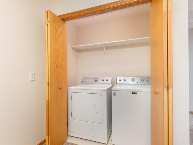 2248 Affirmed Dr, Shakopee, MN 55379 - laundry room with washer and dryer