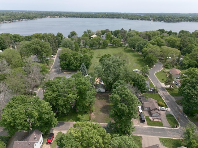 2914 Meadow Ln, Mound, MN 55364
