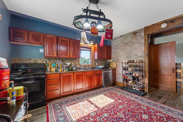 506 Fowler St, Faribault, MN 55021 - photo 9