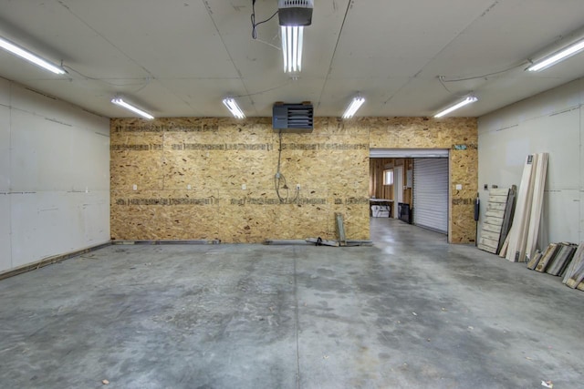 427 Alleghany Ave, Wabasha, MN 55981 - garage with a garage door opener