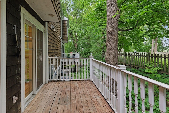 204 Central Ave S, Wayzata, MN 55391 - view of wooden deck