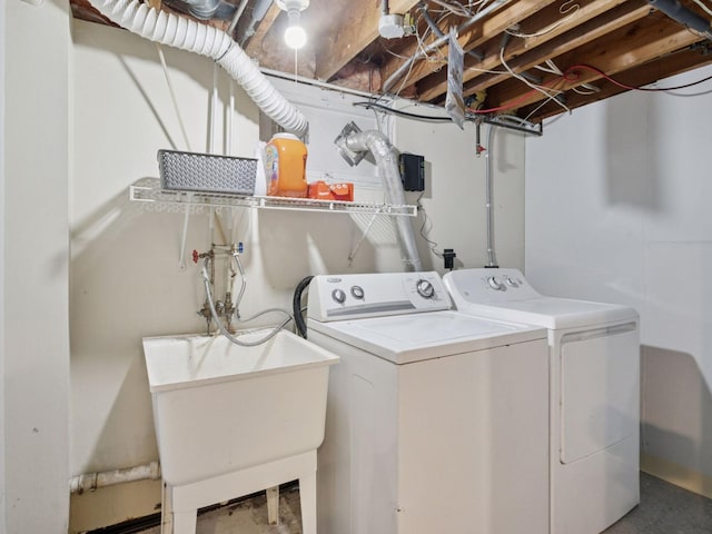 910 62nd St, Minneapolis, MN 55419 - laundry area featuring washer and clothes dryer