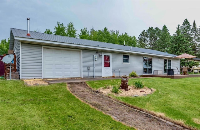 63714 Hannu Ln, Pine Lake Twp, MN 55735 - view of front of property with a metal roof and a front yard