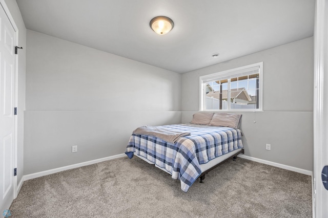1009 Highland Ln W, West Fargo, ND 58078 - carpeted bedroom featuring baseboards