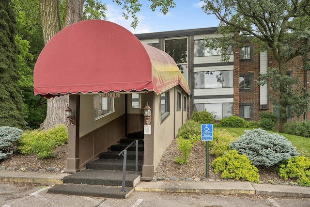 3076 Lexington Ave N Unit A5, Roseville, MN 55113 - photo 5