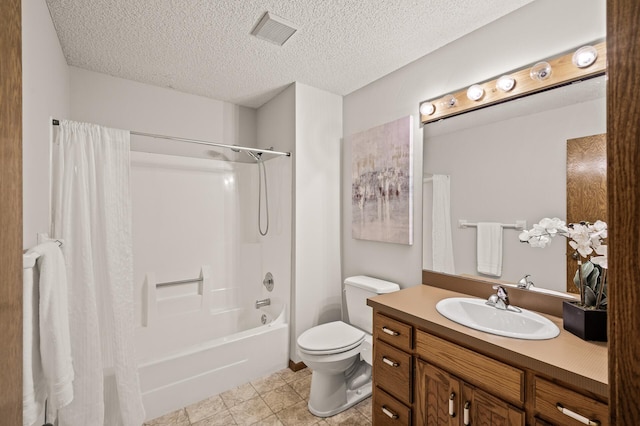 1306 Wynridge Dr, Arden Hills, MN 55112 - full bathroom with vanity, shower / bath combo, a textured ceiling, and tile patterned flooring