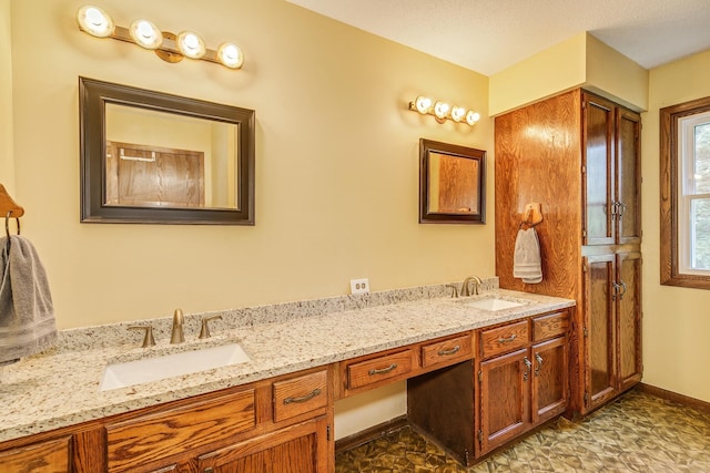 5577 Alameda St, Shoreview, MN 55126 - bathroom featuring double vanity