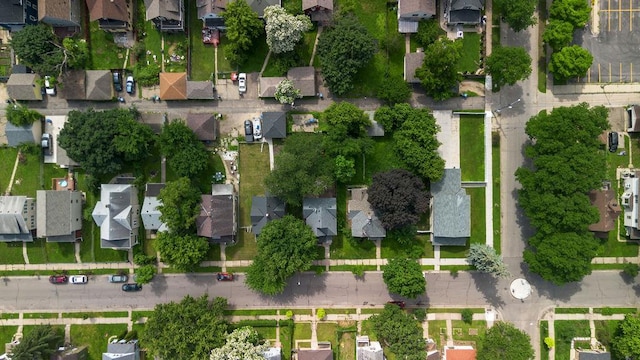 2815 Girard Ave N, Minneapolis, MN 55411 - aerial view of property's location with nearby suburban area and property boundaries highlighted