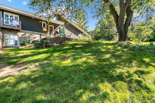 1466 Highview Ave, Eagan, MN 55121 - view of green lawn