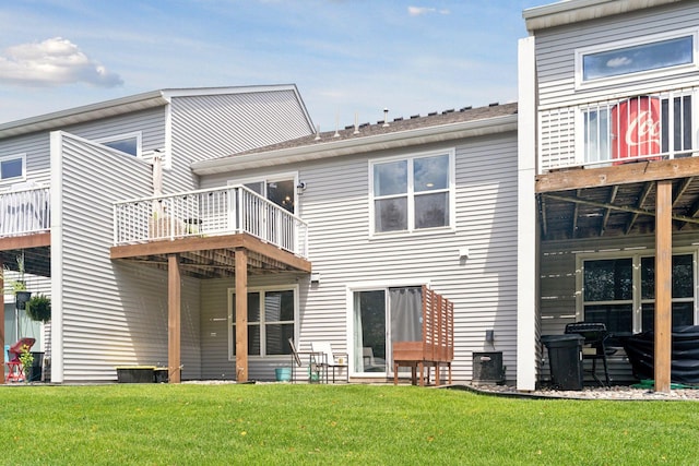 6845 Christian Curv, Woodbury, MN 55125 - back of house featuring a yard and a balcony