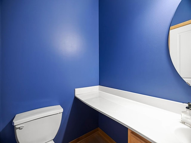 906 New Century Blvd S, Maplewood, MN 55119 - bathroom featuring toilet and vanity