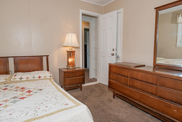 462 Saint Charles St, Winona, MN 55987 - bedroom with carpet flooring and ornamental molding