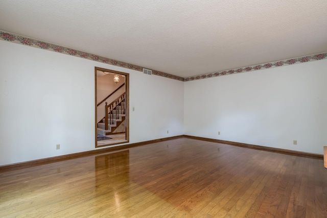 1577 Sherwood Dr, North Mankato, MN 56003 - photo 8