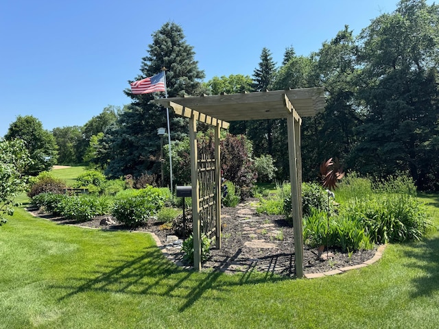715 250th Ave, Fairmont, MN 56031 - view of grassy yard