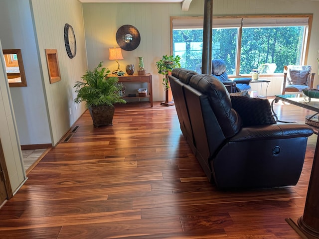 715 250th Ave, Fairmont, MN 56031 - living room featuring wood finished floors