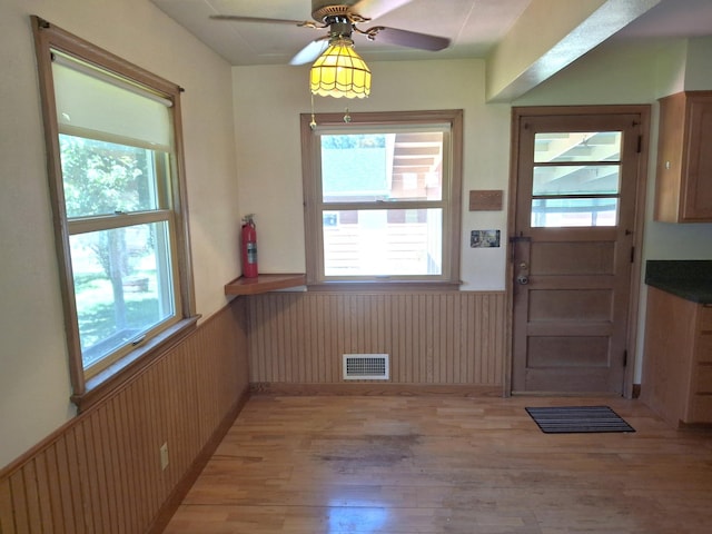 2325 16th Ave E, North Saint Paul, MN 55109 - photo 4