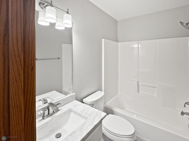 3337 Monroe St S, Fargo, ND 58104 - bathroom featuring vanity and shower / bath combination