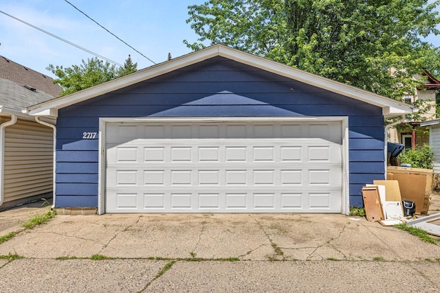 2717 22nd St, Minneapolis, MN 55406 - view of detached garage