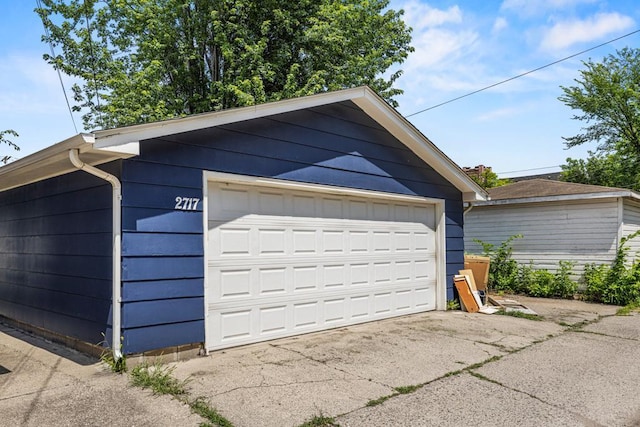 2717 22nd St, Minneapolis, MN 55406 - view of detached garage