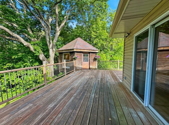 2117 Isleview Rd, Grand Rapids, MN 55744 - view of wooden terrace