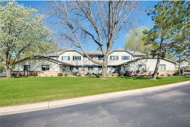 11348 Ibis St NW, Coon Rapids, MN 55433 - view of front of property featuring a front yard