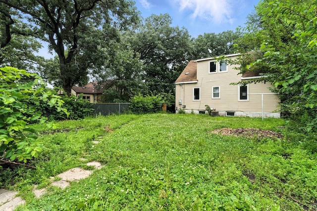 4951 Newton Ave N, Minneapolis, MN 55430 - view of yard