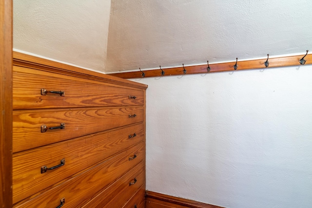 217 6th St, Crookston, MN 56716 - detailed view