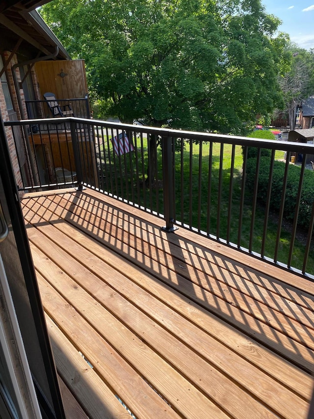 10113 34th St Unit 335, Minnetonka, MN 55305 - view of wooden terrace